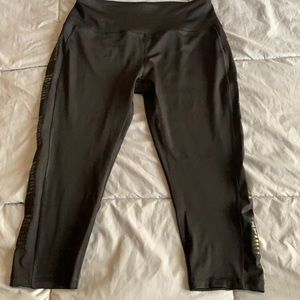 Tapout workout leggings